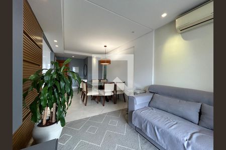 Sala de apartamento para alugar com 3 quartos, 95m² em Kobrasol, São José