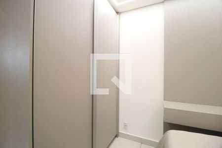 Quarto 2 - Suíte de apartamento para alugar com 2 quartos, 51m² em Laranjeiras, Uberlândia