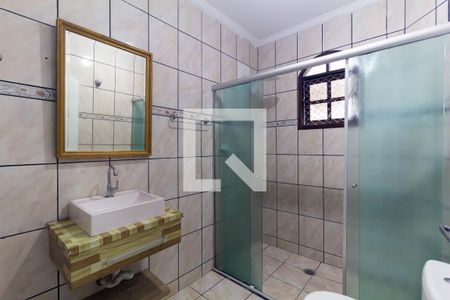 Banheiro de casa para alugar com 2 quartos, 125m² em Jardim Sapopemba, São Paulo