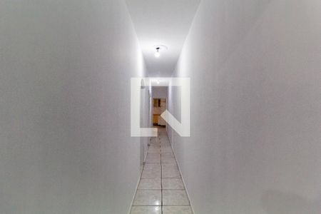 Corredor de casa para alugar com 2 quartos, 125m² em Jardim Sapopemba, São Paulo