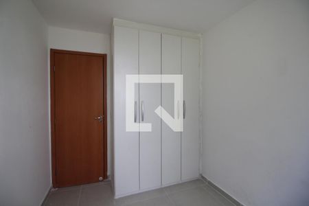 Quarto 1 de apartamento para alugar com 2 quartos, 53m² em Taquara, Rio de Janeiro