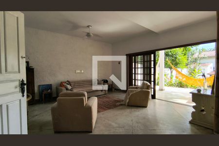 Sala de casa de condomínio à venda com 5 quartos, 270m² em Vargem Grande, Rio de Janeiro