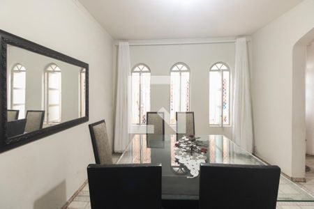 Sala  de casa à venda com 5 quartos, 270m² em Vila Moreira, São Paulo