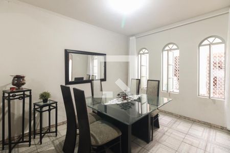 Sala  de casa à venda com 5 quartos, 270m² em Vila Moreira, São Paulo