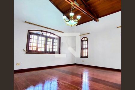 Casa à venda com 3 quartos, 221m² em City América, São Paulo