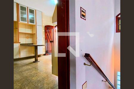 Casa à venda com 3 quartos, 221m² em City América, São Paulo