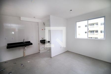 Sala de apartamento para alugar com 2 quartos, 37m² em Del Castilho , Rio de Janeiro