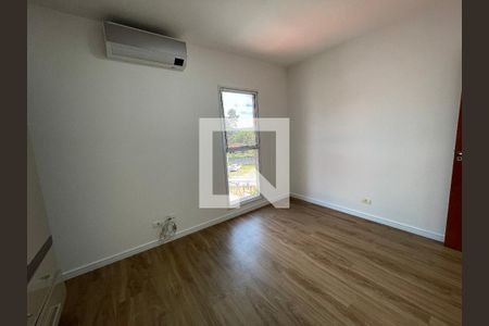 Quarto 1 de casa de condomínio para alugar com 2 quartos, 108m² em Jardim Maria Tereza, Cotia