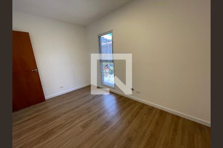 Quarto 2 de casa de condomínio para alugar com 2 quartos, 108m² em Jardim Maria Tereza, Cotia