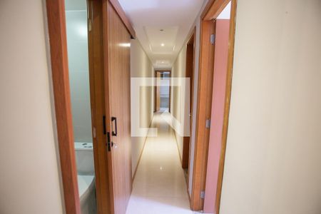 Corredor de apartamento à venda com 3 quartos, 125m² em Freguesia (jacarepaguá), Rio de Janeiro