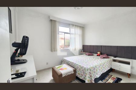 Quarto 2 de apartamento para alugar com 2 quartos, 64m² em Vila Laura, Salvador