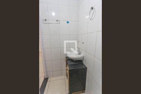 Banheiro  de casa para alugar com 1 quarto, 40m² em Parque das Jabuticabeiras, Diadema