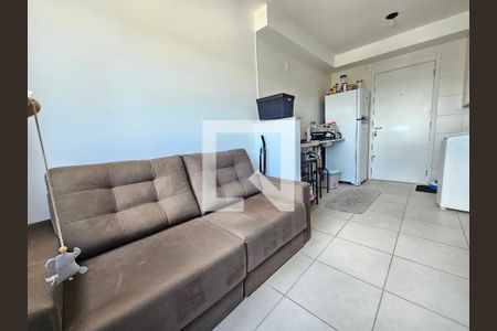 Sala/Cozinha de kitnet/studio para alugar com 1 quarto, 26m² em Parque Maria Helena, São Paulo