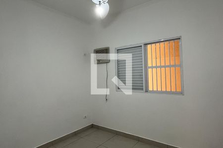 Quarto 2 de casa para alugar com 2 quartos, 62m² em Santa Maria, Santos