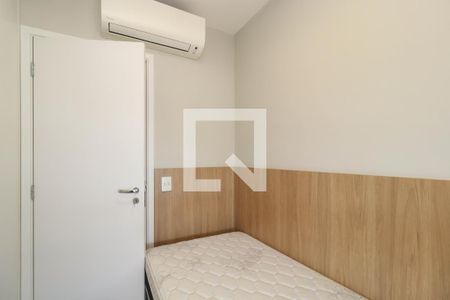 Quarto de apartamento à venda com 2 quartos, 85m² em Pinheiros, São Paulo