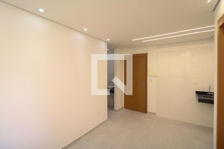 Sala de apartamento para alugar com 2 quartos, 38m² em Vila Palmares, São Caetano do Sul