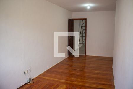 Quarto 1 de casa para alugar com 3 quartos, 125m² em Centro Alto, Ribeirão Pires