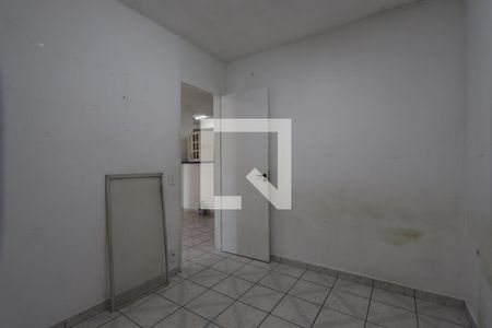 Quarto 2 de apartamento para alugar com 2 quartos, 49m² em Jardim Santa Teresinha, São Paulo