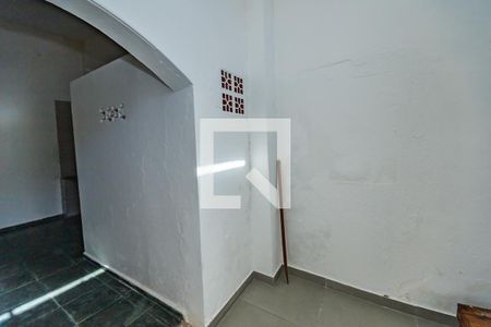 Sala de casa para alugar com 1 quarto, 150m² em São João Batista, Belo Horizonte