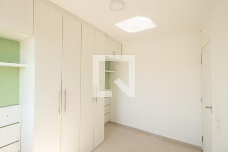 Quarto 1 de apartamento para alugar com 2 quartos, 44m² em Campo Grande, Rio de Janeiro