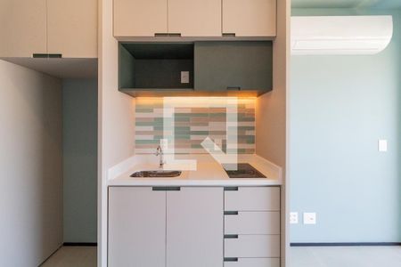 Cozinha de apartamento para alugar com 1 quarto, 33m² em Pompeia, São Paulo