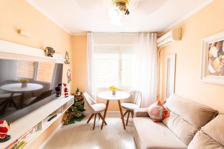 Sala de apartamento à venda com 2 quartos, 55m² em Santo Antônio, Porto Alegre
