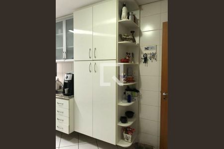 Apartamento à venda com 4 quartos, 128m² em Nova Campinas, Campinas