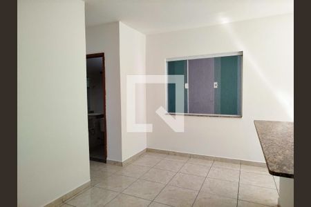 Sala com cozinha americana de apartamento para alugar com 2 quartos, 50m² em Vila Carrão, São Paulo