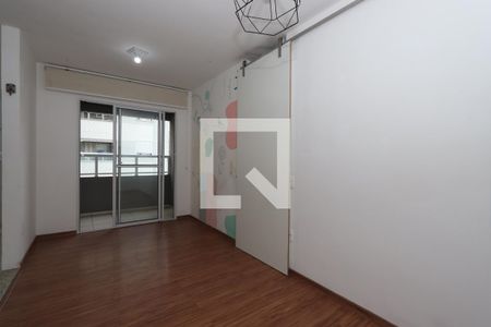 Sala de apartamento para alugar com 2 quartos, 50m² em Vila Metalúrgica, São Paulo