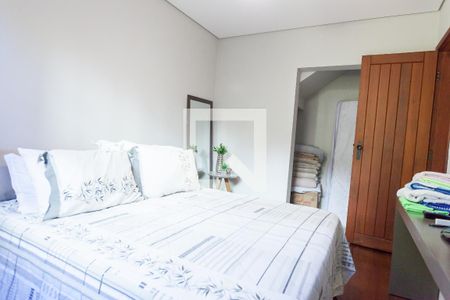 quarto 1  de casa de condomínio à venda com 4 quartos, 465m² em Centro, Rio Acima