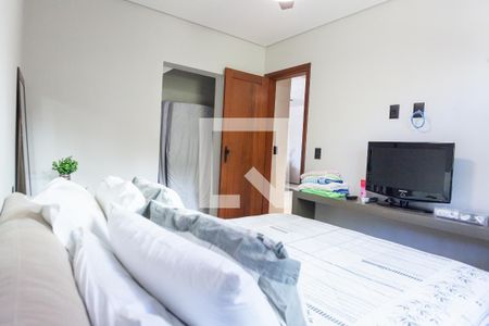 quarto 1  de casa de condomínio à venda com 4 quartos, 465m² em Centro, Rio Acima