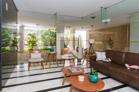 Área Comum - Hall de Entrada de apartamento para alugar com 3 quartos, 136m² em Perdizes, São Paulo
