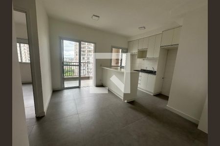 Sala de apartamento para alugar com 2 quartos, 52m² em Alphaville Empresarial, Barueri