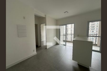 Sala de apartamento para alugar com 2 quartos, 52m² em Alphaville Empresarial, Barueri