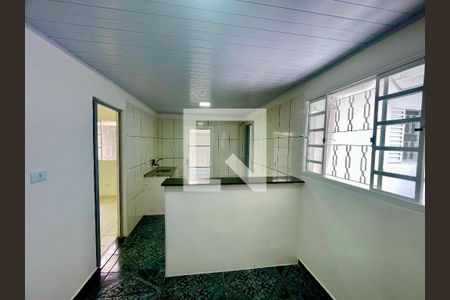 Sala de casa para alugar com 2 quartos, 44m² em Parque Santo Antonio, Guarulhos
