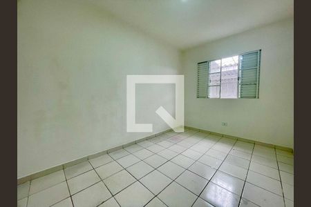 Quarto 1 de casa para alugar com 2 quartos, 44m² em Parque Santo Antonio, Guarulhos