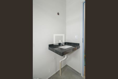 Banheiro da Suíte de apartamento à venda com 2 quartos, 98m² em Passo da Areia, Porto Alegre