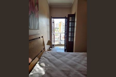 Casa à venda com 3 quartos, 302m² em Chácara Seis de Outubro, São Paulo