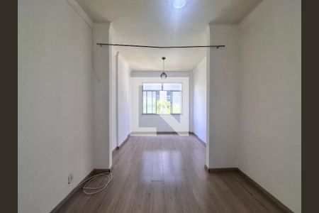 Sala/Quarto  de apartamento para alugar com 1 quarto, 32m² em Botafogo, Rio de Janeiro