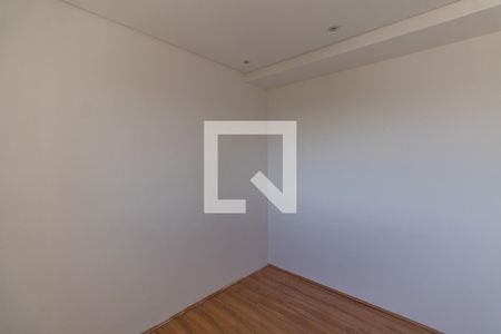 Quarto 1 de apartamento para alugar com 2 quartos, 38m² em Vila Carmosina, São Paulo