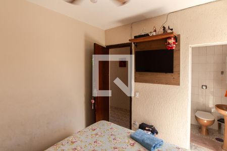 Suíte de casa à venda com 4 quartos, 258m² em Vila Maria Alta, São Paulo