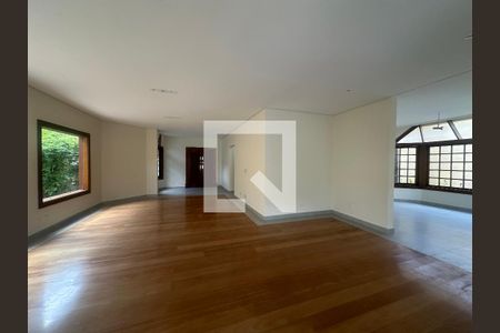 Sala de casa de condomínio à venda com 3 quartos, 362m² em Alphaville Residencial Um, Barueri