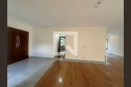 Sala de casa de condomínio à venda com 3 quartos, 362m² em Alphaville Residencial Um, Barueri