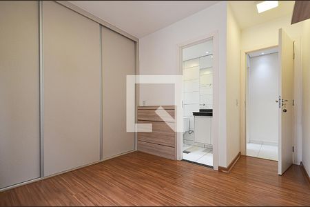 Suíte de apartamento à venda com 3 quartos, 111m² em Sagrada Família, Belo Horizonte