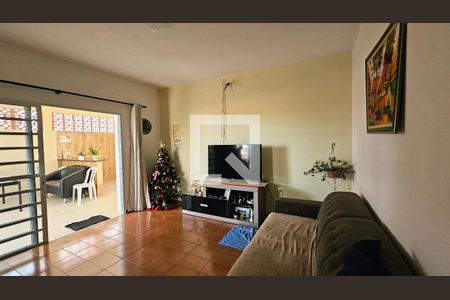 Edícula de casa à venda com 3 quartos, 347m² em Vila Virginia, Jundiaí