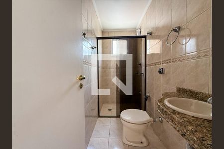 Banheiro de apartamento para alugar com 2 quartos, 63m² em Sacoma, São Paulo