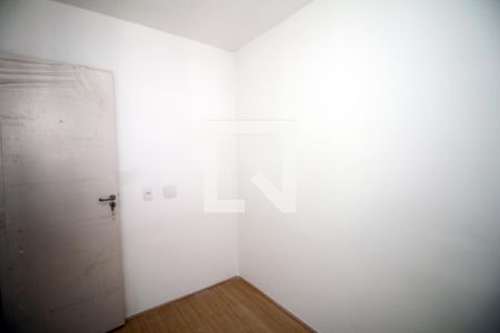 Quarto 2 de apartamento para alugar com 2 quartos, 38m² em Irajá, Rio de Janeiro