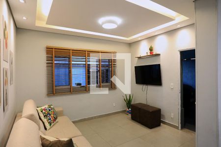 Sala/Cozinha de casa à venda com 2 quartos, 200m² em Sagrada Família, Belo Horizonte