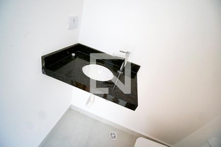 Pia de casa à venda com 3 quartos, 190m² em Vila Sao Geraldo, São Paulo