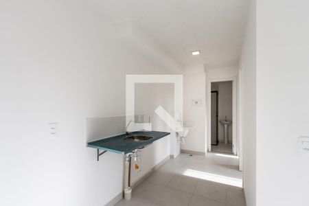 Sala/Cozinha de apartamento para alugar com 2 quartos, 34m² em Parque Industrial Tomas Edson, São Paulo